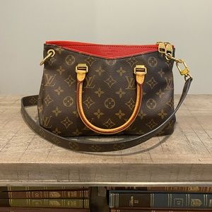 Louis Vuitton Havane Shoulder Bag
